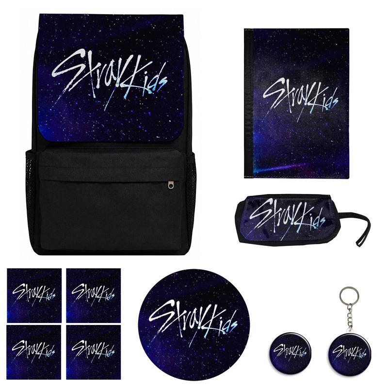 کوله پشتی مدل گروه موسیقی استری کیدز طرح Stray Kids کد A1 به همراه کلاسور و جامدادی و زیر لیوانی و جاکلیدی مجموعه 10 عددی