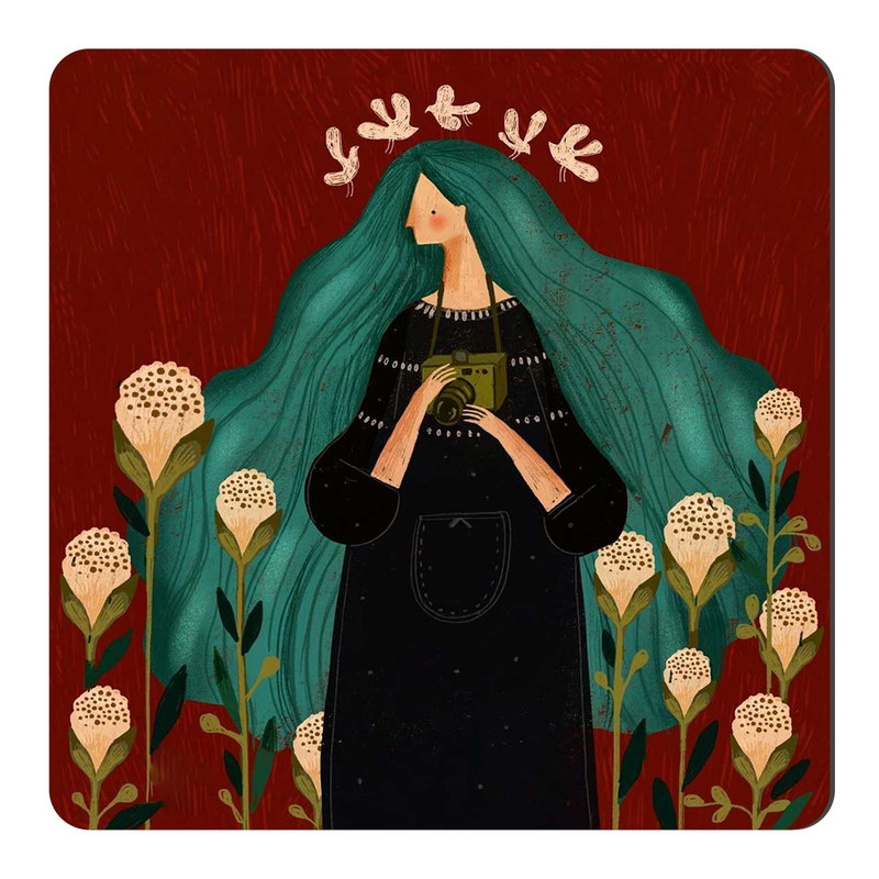 مگنت یخچال طرح زن در باغ گل کد A309